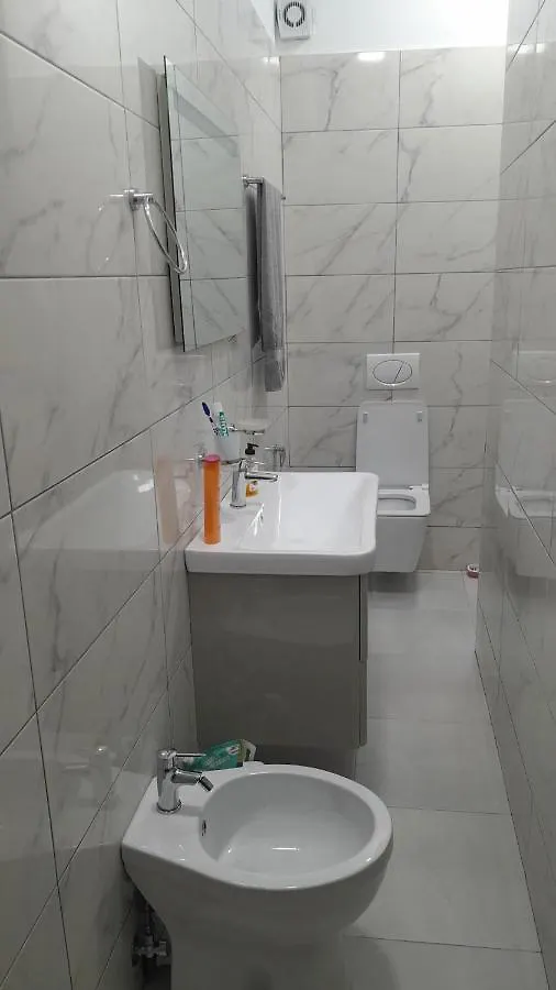Affittacamere Denni'S Home Sarandë