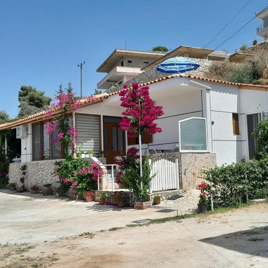 Affittacamere Denni'S Home Sarandë